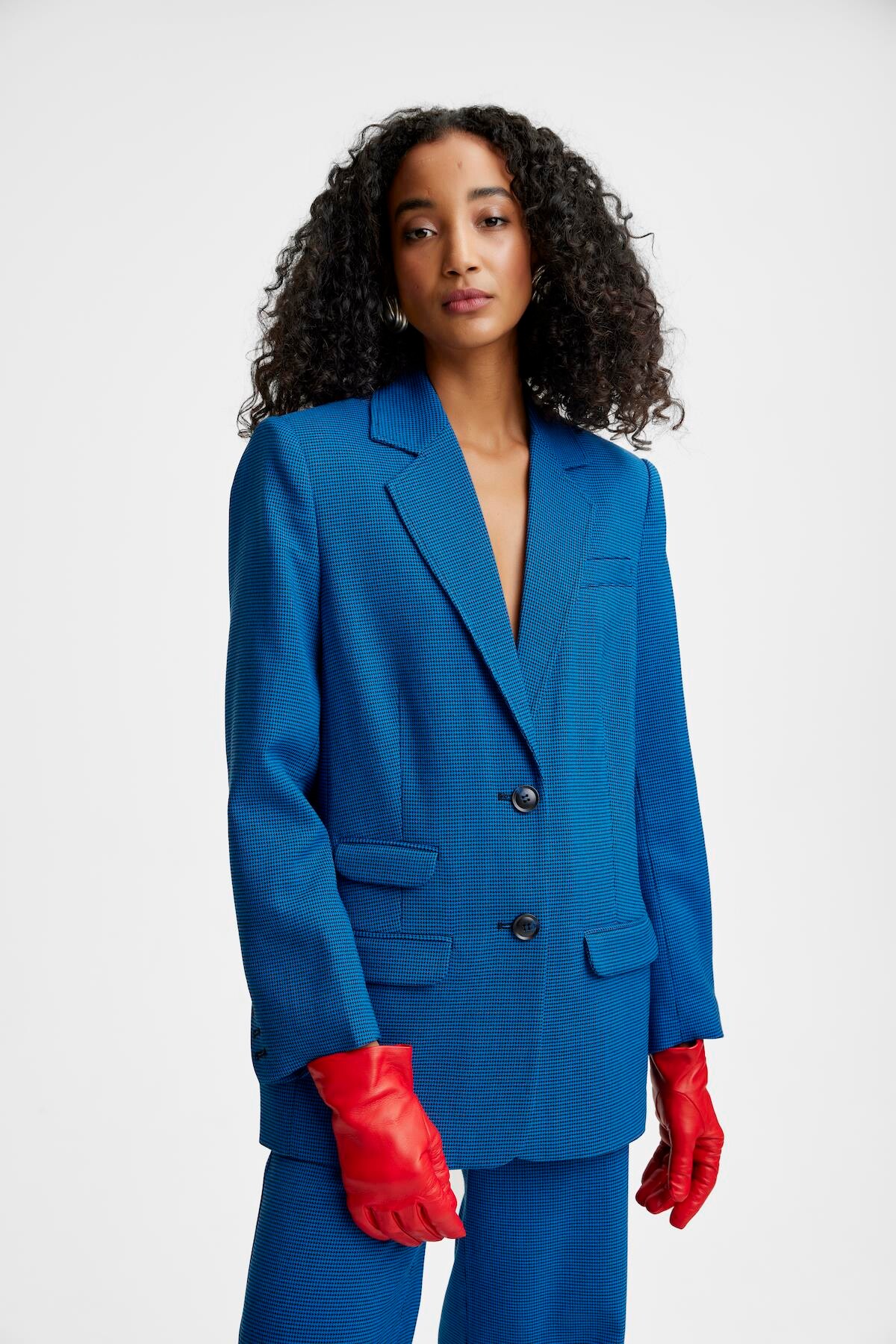 Gestuz Ottaviagz Blazer  Farve: Directoire Blå Houndstoo  Størrelse: 34  Dame