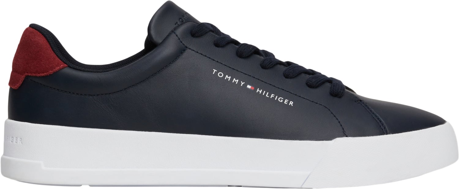 Th Court Leather