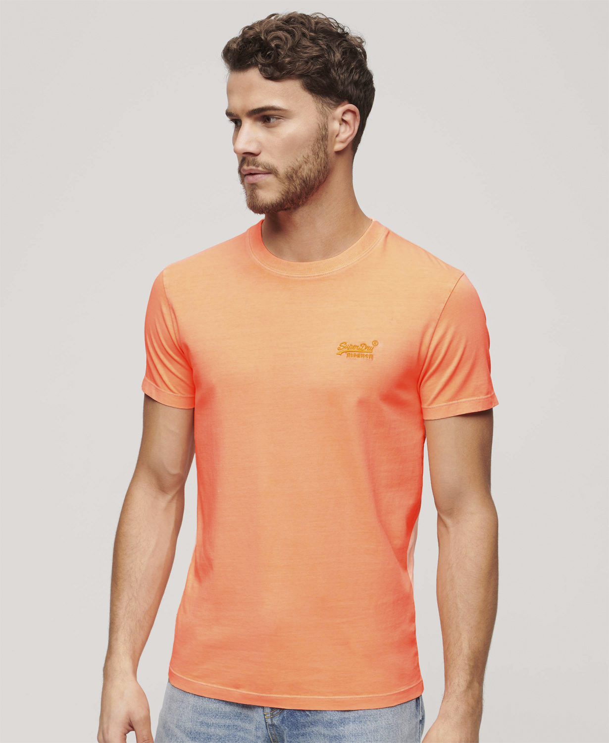 Essential Logo Emb Neon Tee